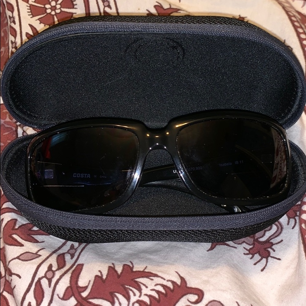 Just like new black Isabela Costa sunglasses